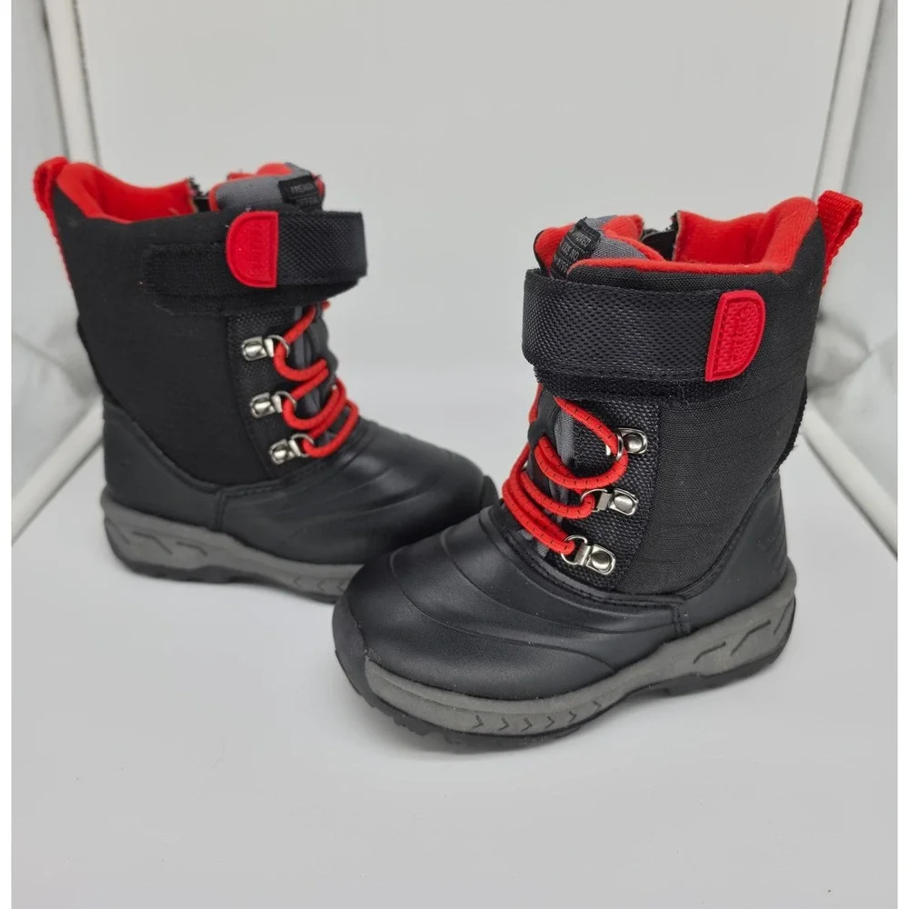 Carters Lunar-B Kids Winter Boots Black Red Size 9 Side Zip Bungee Laces Kidcore